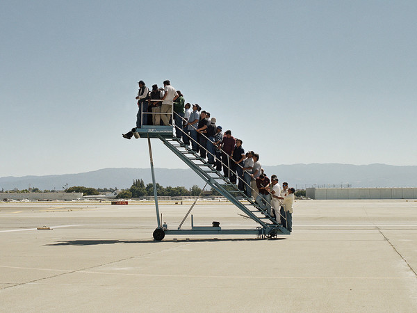 Adrian Paci, Centro di permanenza temporanea, 2007, fotografia su carta, 98x180 cm. 