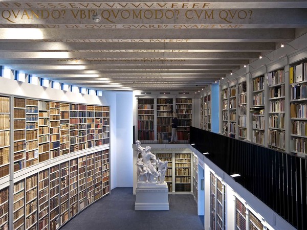 Werner Oechslin Library
