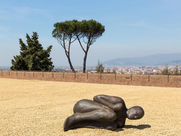Antony Gormley, HUMAN. Forte di Belvedere, Florence, Italy. Photograph by Emiliano Cribari. Courtesy Galleria Continua and White Cube © the Artist