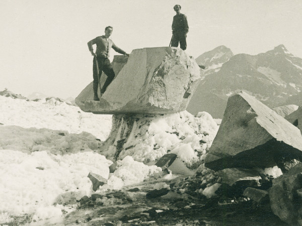 Gressoney-La-Trinité, Plateau del Lys. In piedi a destra Umberto Mònterin