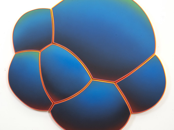 Jan Kalab, Atomic Bubble Blue, acrilico su tela, 121x128 cm.