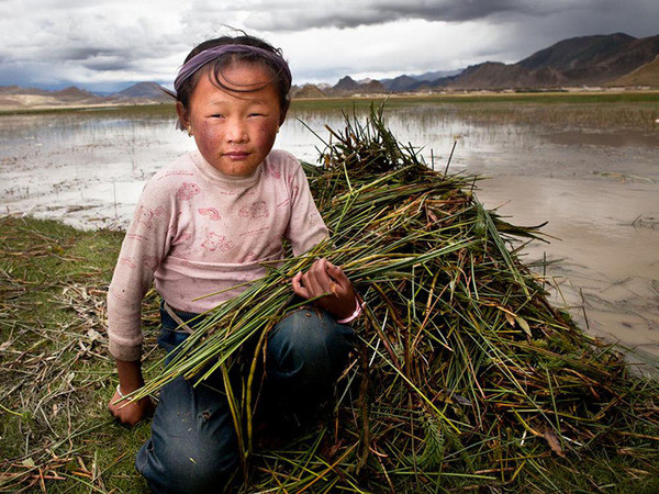 Phil Borges. Tibet's Portraits | Culture on the Edge