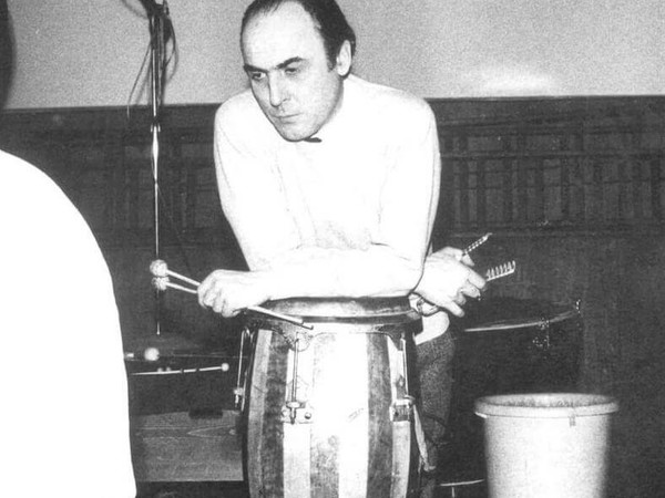 Egisto Macchi durante una seduta di registrazione del Gruppo d’Improvvisazione Nuova Consonanza a Roma,1969