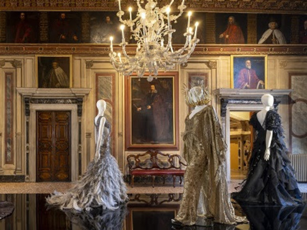 <em>Otto pezzi unici di Alberta Ferretti per Palazzo Mocenigo</em>, Venezia