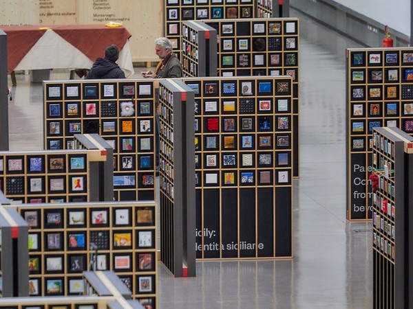 Imago Mundi. Rotte Mediterranee. Allestimento di Tobia Scarpa per Fabrica