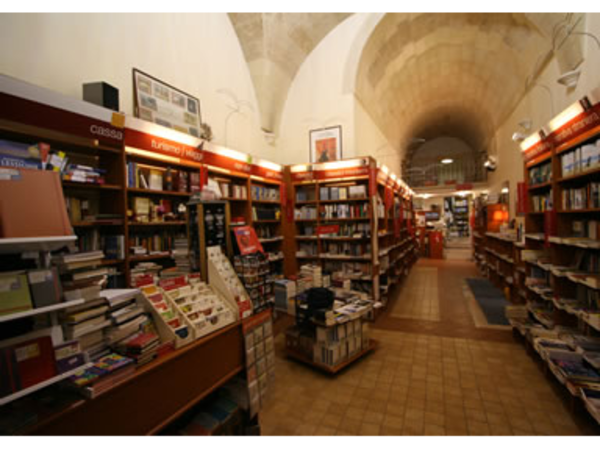 Samarcanda Libri & Caffe'