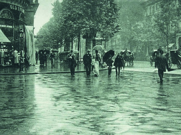 Alfred Stieglitz, Giorno di pioggia a Parigi, 1895, Photogravure, 16 x 9 cm, Parigi, Parigi, Musée d'Orsay