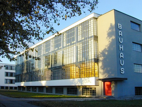 Walter Gropius, Edificio Bauhaus, Dessau, 1925