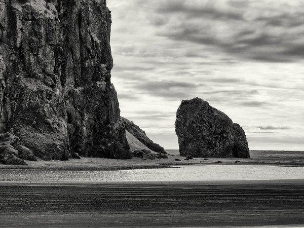 Cara Weston, Bay Inlet, Iceland, 2019, Stampa a pigmenti d'archivio | © Cara Weston