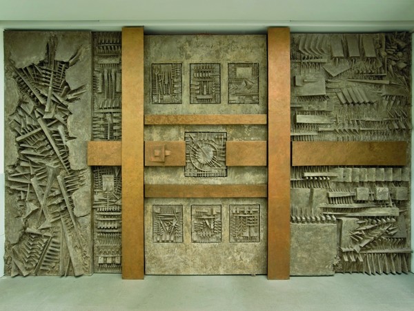 Grande parete con portale di Ingresso nel labirinto, Fondazione Arnaldo Pomodoro, Milano
