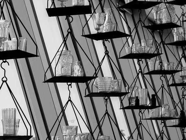 Jannis Kounellis, Senza titolo, 2003, ferro e vetro. Collezione privata, Roma. Courtesy Fondazione MAXXI  I Ph. Vincenzo Labellarte 