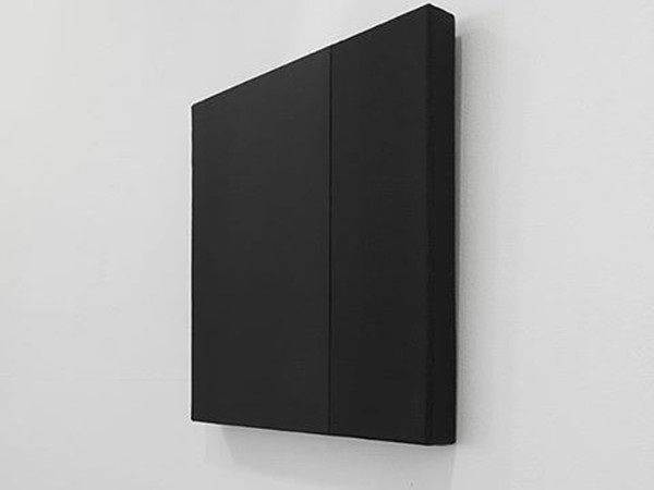 Serge Momot, Sarcophagus, wooden panel,f abric,paint, 41,5x43 cm, 2015