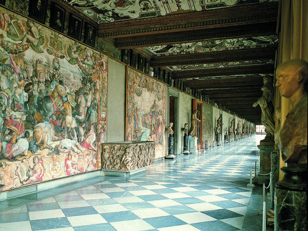 La Galleria degli arazzi. Fragilità della bellezza, Galleria degli Uffizi, Firenze
