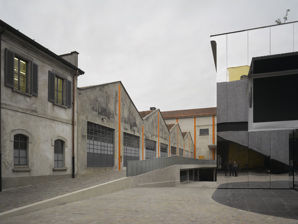 Fondazione Prada nuova sede di Milano. Architectural project by OMA. Photo: Bas Princen, 2015. Courtesy Fondazione Prada