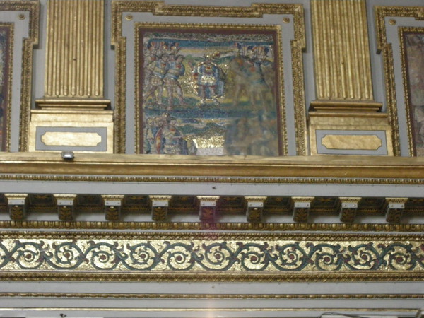 Mosaici in facciata