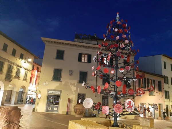 L'albero di Natale in ceramica di Montelupo