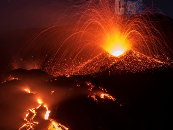 Paola Garofalo. Etna: emozioni, luci e colori