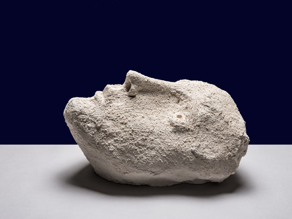 Paolo Delle Monache, Stelle, 2021, terracotta semirefrattaria bianca, cm. 25x43x29,5
