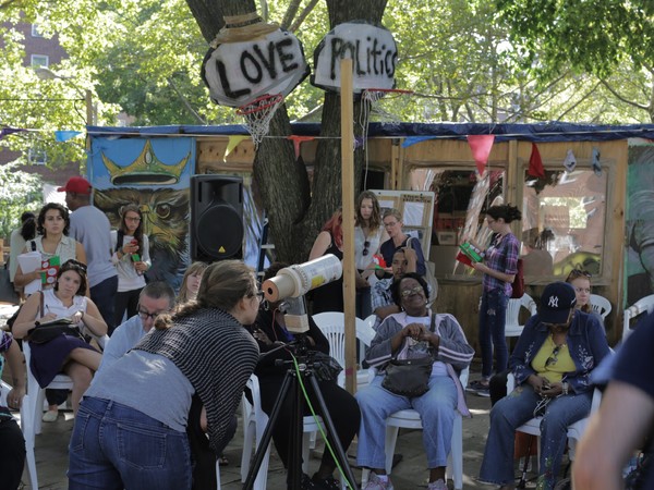 Thomas Hirschhorn: Gramsci Monument di Angelo Ludin