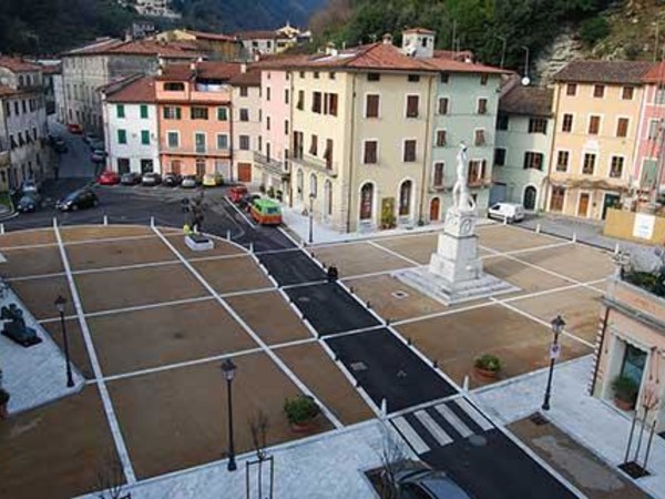 Piazza Carducci, Seravezza