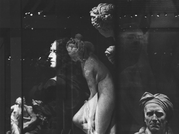 Vasco Ascolini, Louvre - Paris, 1995. Milano, Fondazione Pasquale Battista