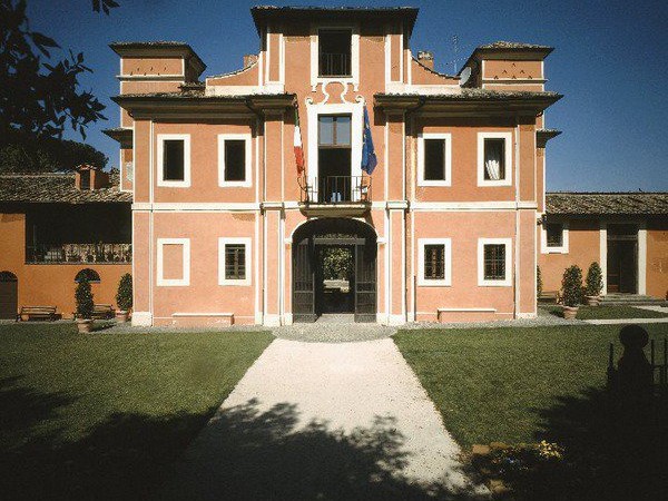 E’ l’arte, bellezza...E tu non puoi farci niente,  Villa Carpegna, Roma