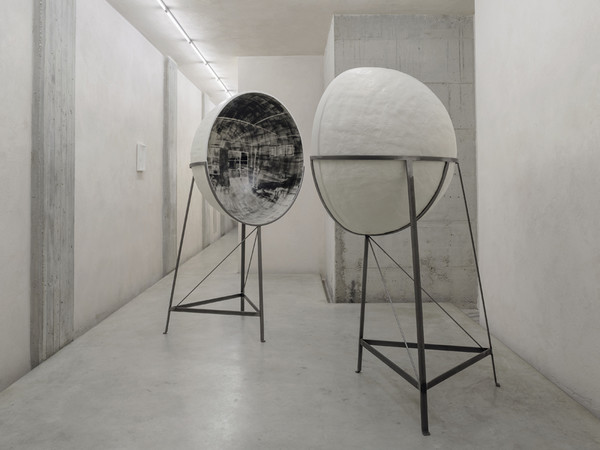 Elia Cantori, Untitled (Double Hemisphere Room), 2016, photographic emulsion, resin and iron, about cm. 205 (h) x 110 (d) each, installation view at CAR DRDE