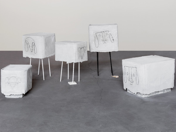 Judith Hopf, <em>Flock of Sheep</em>, 2017, concrete, metal, cardboard, styrofoam, coal variable dimensions. Courtesy of the artist and kaufmann repetto Milan / New York I Ph. Andrea Rossetti.