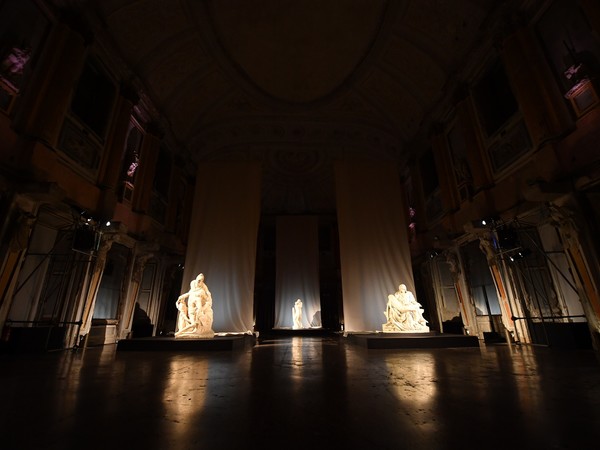 <em>Le Pietà di Michelangelo. Tre calchi storici per la Sala delle Cariatidi</em>, Sala delle Cariatidi, Palazzo Reale, Milano