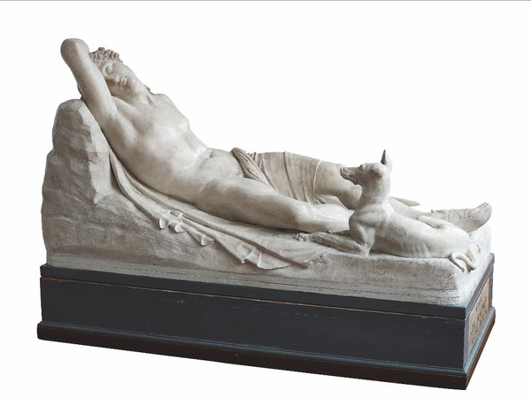 Antonio Canova, <em>Endimione dormiente</em>, 1819-1822, gesso e base in legno. Ravenna, Accademia di Belle Arti
