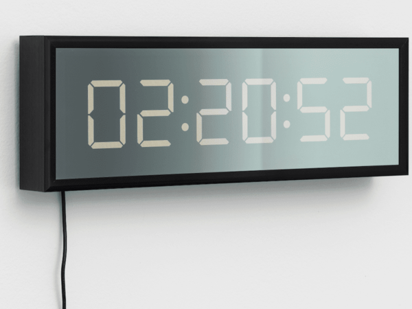 David Horvitz, A clock whose seconds are synchronized with your heartbeat, 2020. Courtesy of David Horvitz, Los Angeles and ChertLüdde, Berlin