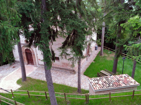 San Sebastiano fuori le mura, Belforte del Chienti