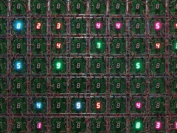 Tatsuo Miyajima, Life (Rhizome), No. 16, 2013