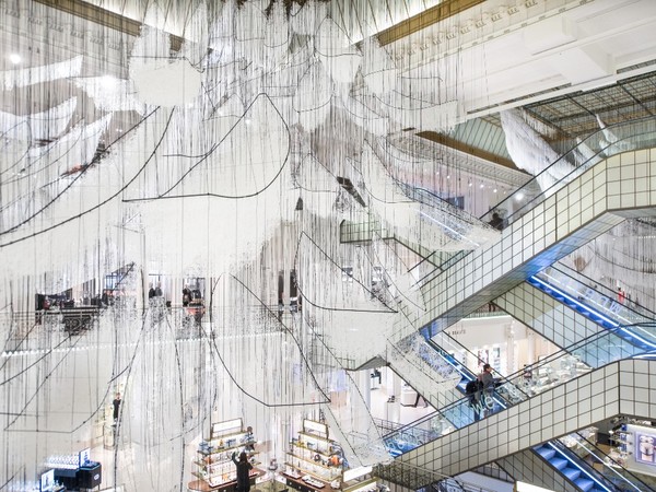 Chiharu Shiota, Where are we going? 2018 Installation: white wool, wire, string. Göteborgs konstmuseum, Gothenburg Museum of Art, Gothenburg, Sweden<br />