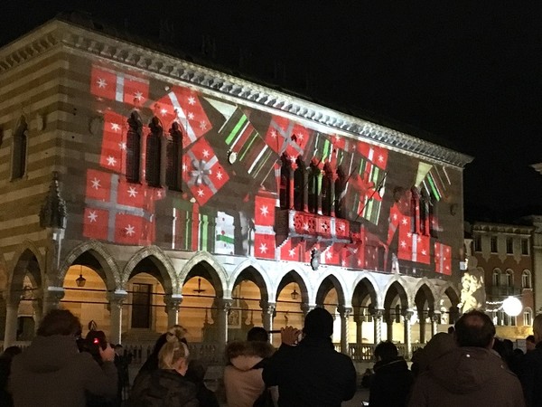 Luca Agnani, Proiezione 3D, Loggia del Lionello, Udine