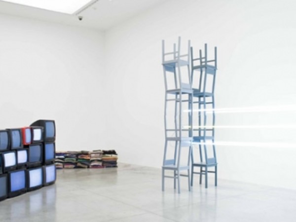 Natascha Sadr Haghighian, Solo Show, 2008