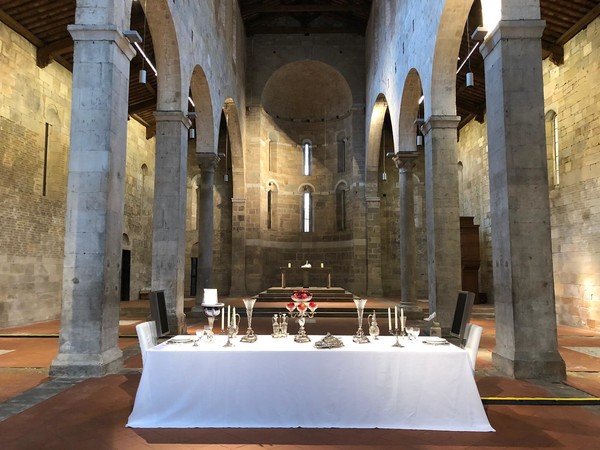 Rachel Lee Hovnanian, Dinner for two, Chiesa di San Cristoforo, Lucca