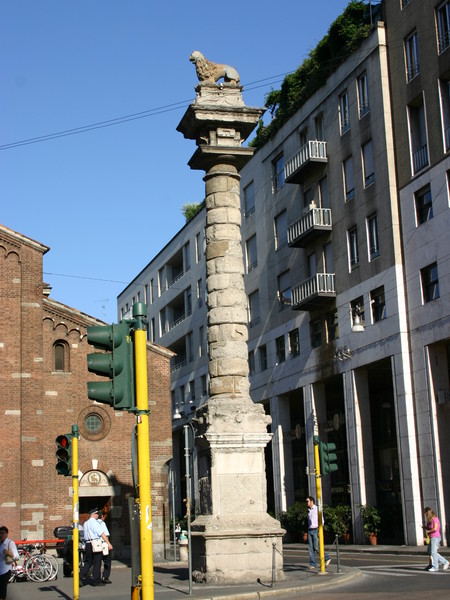 Colonna del Leone