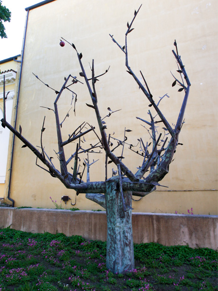 Giardino del Mago, Casiello Palace