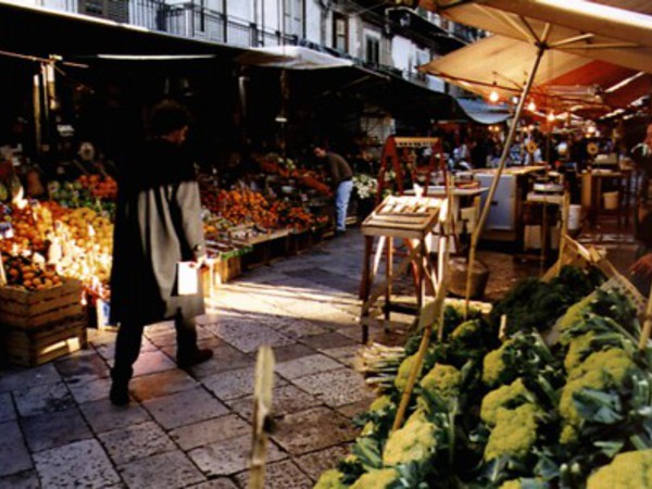 Mercato di Poggio Reale