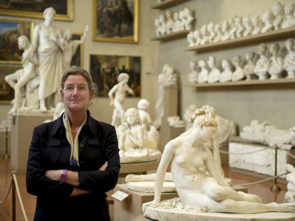 Cecilie Hollberg, diretttrice della Galleria dell’Accademia di Firenze, ritratta nella Gipsoteca Bartolini. Foto Sergio Garbari<br />