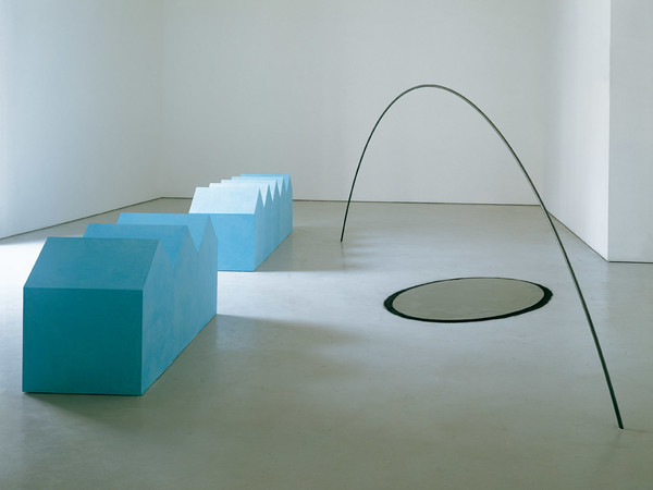 Ettore Spalletti, Gruppo della fonte 1988, La Criée, Rennes, 1988. Collezione: Musée d’Art Modern e Contamporaine Centre Pompidou, Parigi