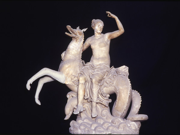 Thalassa. Nereide su pistrice dalla Villa del Pauslypon, età augustea. Courtesy Museo Archeologico Nazionale di Napoli