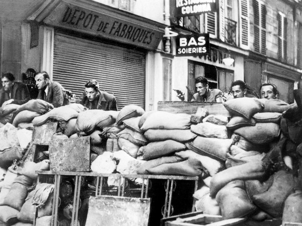 Vive la Liberté. La Battaglia di Normandia: dal D-Day alla liberazione di Parigi nelle immagini di Rue des Archives - Tips Images, La Casa del Vetro, Milano