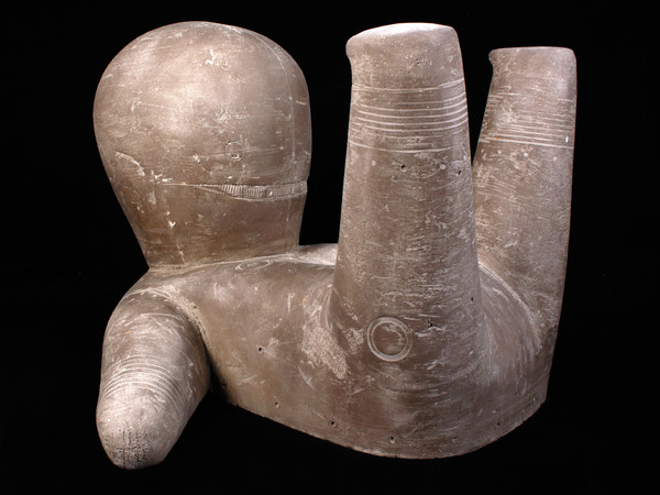 Luca Lanzi, Feticcio, 2013, terracotta, 25x36x42 cm