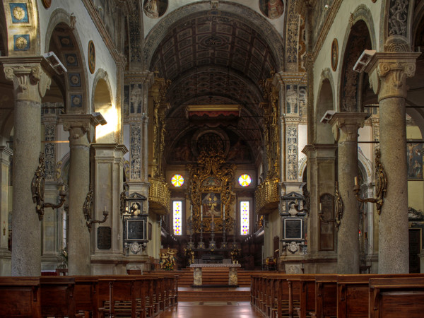 Chiesa di San Sisto, navata centrale, Piacenza