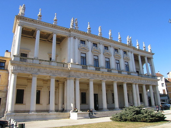 Palazzo Chiericati (esterno), Vicenza