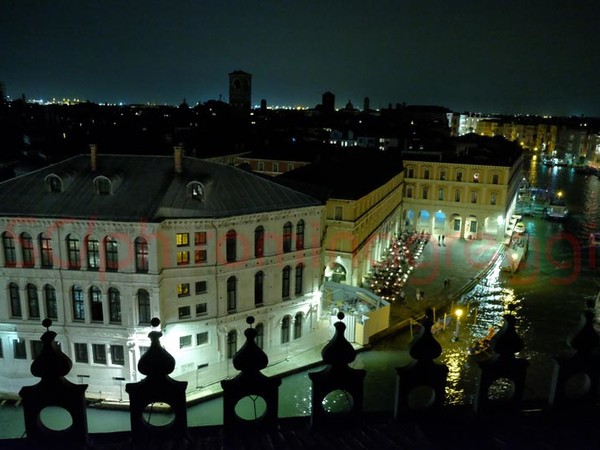 <span>La vista della terrazza dal T Fondaco dei Tedeschi, Venezia</span>