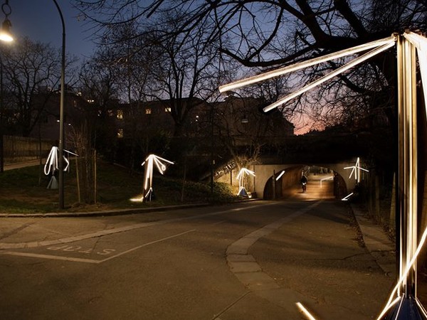 Borderlight: un'installazione luminosa, performance artistiche e musicali