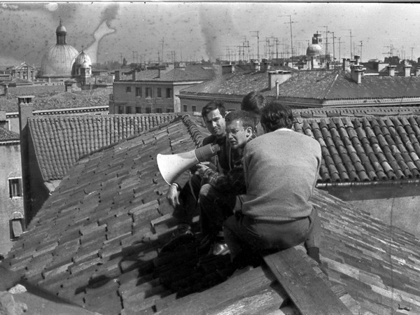 68 sul tetto dei Tolentini, dalla mostra "1968 | Iuav | 2018", Università Iuav di Venezia